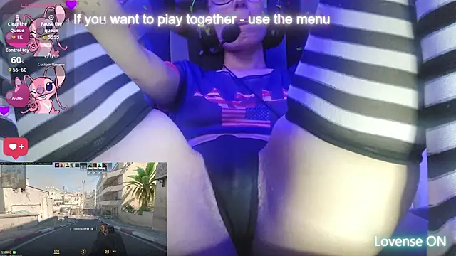 YuriXo online show from November 14, 2025, 8:56 pm