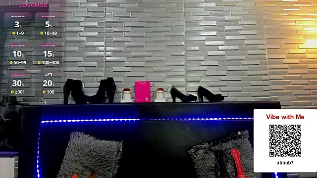 ChloeMorelli online show from November 19, 2025, 2:22 am