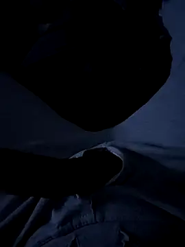 Snapshot of fred77183 chatting on October 5, 2025, 10:33 pm fred77183 online show from October 5, 2025, 10:33 pm