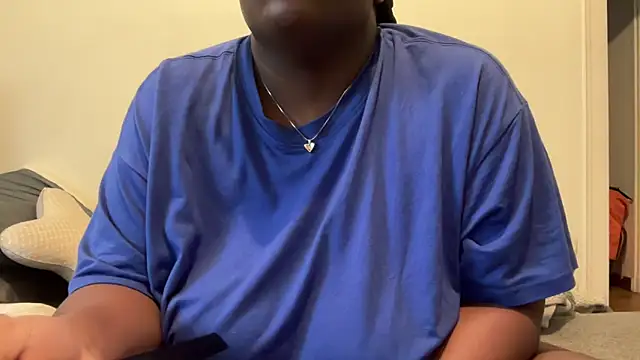 Snapshot of nanaisbackk chatting on February 20, 2026, 7:32 am nanaisbackk online show from February 20, 2026, 7:32 am