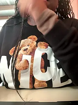 Snapshot of nanaisbackk chatting on January 12, 2026, 10:55 am nanaisbackk online show from January 12, 2026, 10:55 am