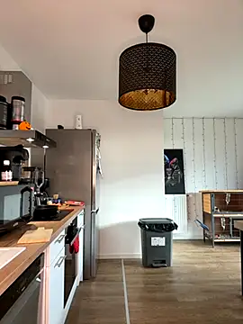 LaPetiteKim online show from December 1, 2025, 8:59 am