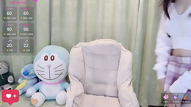 Snapshot of kindbee chatting on November 13, 2025, 11:25 am kindbee online show from November 13, 2025, 11:25 am