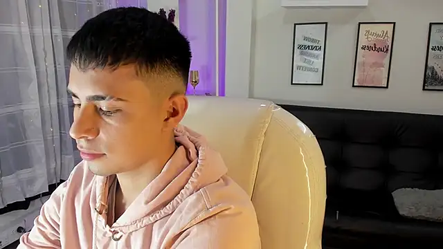 Nyko ds online show from October 31, 2025, 4:20 am