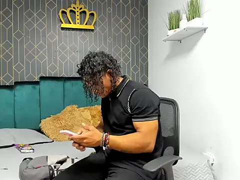 Snapshot of casike1 chatting on November 14, 2025, 11:41 pm casike1 online show from November 14, 2025, 11:41 pm