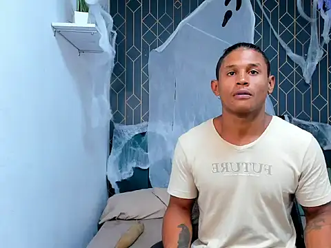 Snapshot of casike1 chatting on November 2, 2025, 7:30 pm casike1 online show from November 2, 2025, 7:30 pm