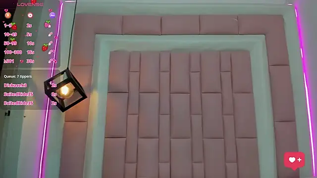 Snapshot of Klaret_Toy chatting on November 5, 2025, 1:42 am Klaret Toy online show from November 5, 2025, 1:42 am