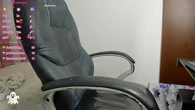 Snapshot of Klaret_Toy chatting on October 29, 2025, 4:44 am Klaret Toy online show from October 29, 2025, 4:44 am