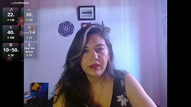 Snapshot of XxAntonellaxxx chatting on November 7, 2025, 6:34 pm XxAntonellaxxx online show from November 7, 2025, 6:34 pm