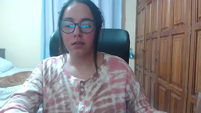 Venus cat  online show from January 19, 2026, 2:48 am