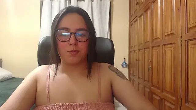 Venus cat  online show from February 22, 2026, 4:59 am