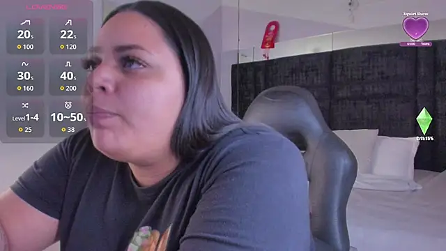 Snapshot of MayaCurvy chatting on November 13, 2025, 4:05 am MayaCurvy online show from November 13, 2025, 4:05 am