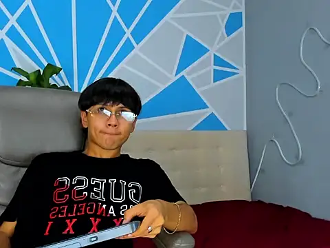 Snapshot of ELCHINO_69 chatting on October 5, 2025, 11:50 pm ELCHINO 69 online show from October 5, 2025, 11:50 pm