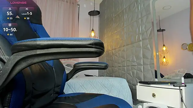 MADDY MAGIC online show from December 3, 2025, 7:57 pm