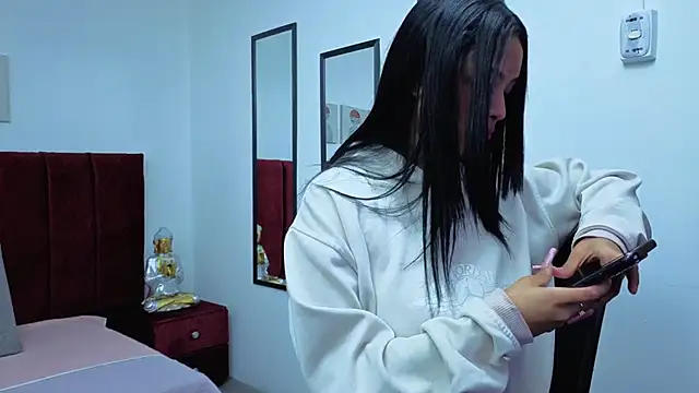 Snapshot of Zoe_Blond chatting on December 5, 2025, 3:49 am Zoe Blond online show from December 5, 2025, 3:49 am