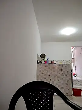 LindaSalo33 online show from December 5, 2025, 5:22 pm