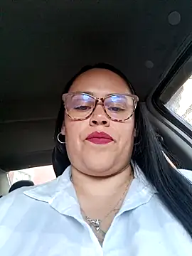 Snapshot of Italia_12 chatting on October 30, 2025, 9:11 pm Italia 12 online show from October 30, 2025, 9:11 pm