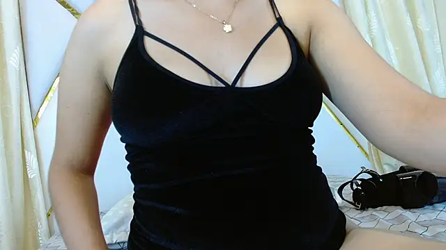 Snapshot of Ariadna_Wells chatting on December 13, 2025, 8:04 pm Ariadna Wells online show from December 13, 2025, 8:04 pm