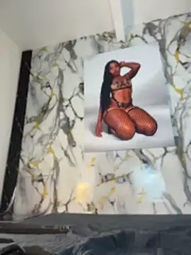 MerliaSsomer online show from June 17, 2026, 12:37 pm