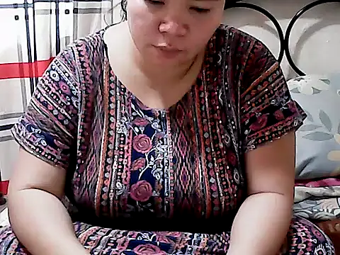 HornyPussie69 online show from April 4, 2026, 1:23 am