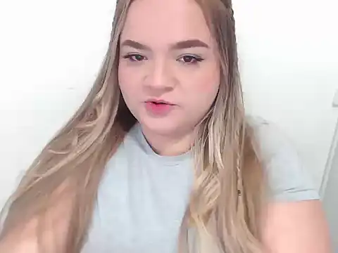 Snapshot of yourbbwfavorite chatting on October 28, 2025, 11:36 pm yourbbwfavorite online show from October 28, 2025, 11:36 pm