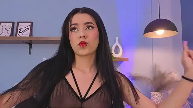 Megan Ritz online show from November 6, 2025, 7:51 pm