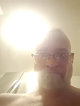 Snapshot of Curious9884 chatting on February 18, 2026, 5:38 am Curious9884 online show from February 18, 2026, 5:38 am