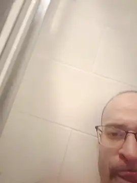 Snapshot of Curious9884 chatting on February 6, 2026, 1:51 pm Curious9884 online show from February 6, 2026, 1:51 pm