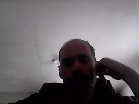 Snapshot of crazyheratic8 chatting on December 1, 2025, 6:42 pm crazyheratic8 online show from December 1, 2025, 6:42 pm