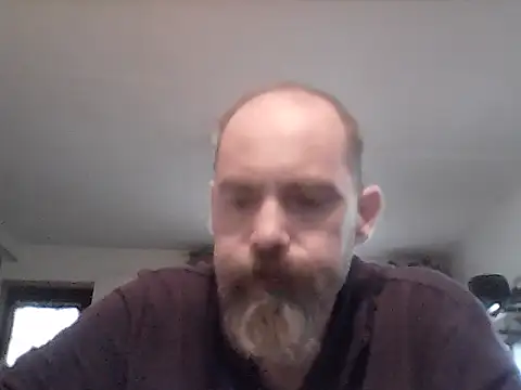 Snapshot of crazyheratic8 chatting on November 23, 2025, 10:20 pm crazyheratic8 online show from November 23, 2025, 10:20 pm