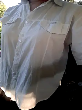 Snapshot of Zun_121 chatting on October 3, 2025, 12:14 am Zun 121 online show from October 3, 2025, 12:14 am