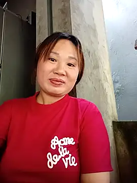 Suka xx online show from October 17, 2025, 2:37 am