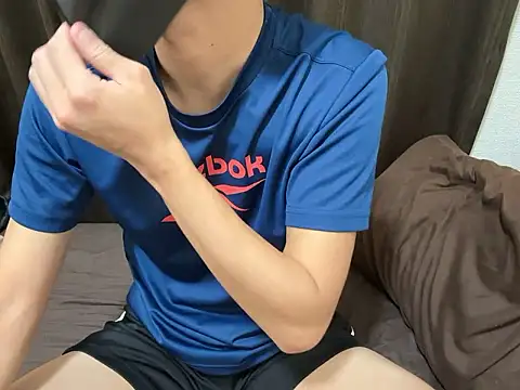 Ryunosukesuke online show from October 6, 2025, 1:18 am