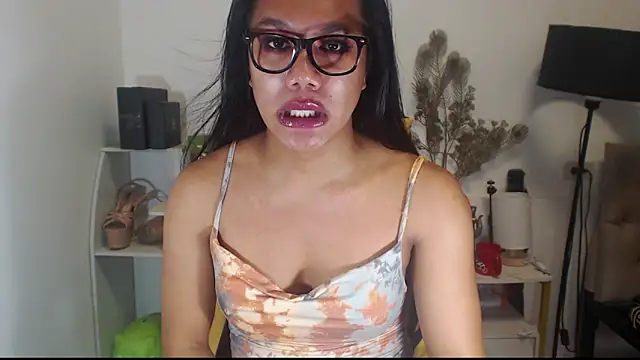 Snapshot of hugecockyurikaa chatting on October 15, 2025, 11:57 pm hugecockyurikaa online show from October 15, 2025, 11:57 pm