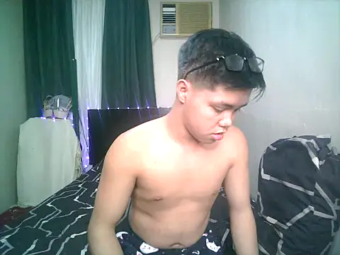 hot babyboy26 online show from November 6, 2025, 11:25 am