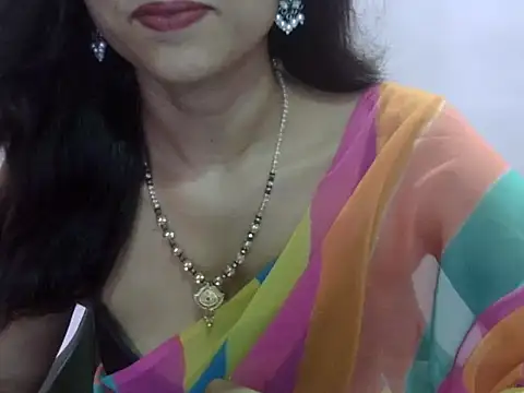 Snapshot of Laila_Cute chatting on May 18, 2026, 4:01 am Laila Cute online show from May 18, 2026, 4:01 am