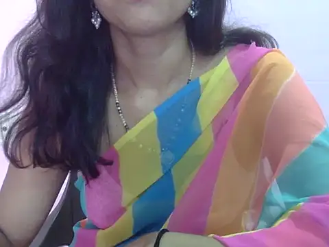 Snapshot of Laila_Cute chatting on May 17, 2026, 3:17 am Laila Cute online show from May 17, 2026, 3:17 am