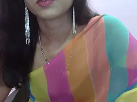 Snapshot of Laila_Cute chatting on May 30, 2026, 4:19 am Laila Cute online show from May 30, 2026, 4:19 am