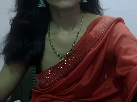 Snapshot of Laila_Cute chatting on May 23, 2026, 3:44 pm Laila Cute online show from May 23, 2026, 3:44 pm