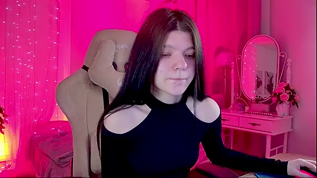 StasyaCollins online show from December 17, 2025, 6:07 am