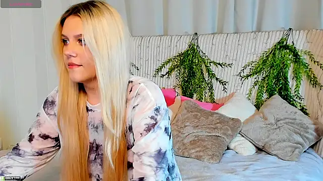 Snapshot of Malisha_kiss chatting on October 25, 2025, 9:30 am Malisha kiss online show from October 25, 2025, 9:30 am