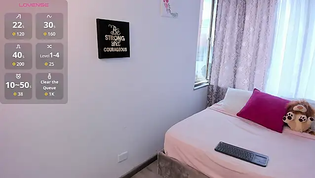 Snapshot of Mila_campos chatting on October 18, 2025, 12:51 pm Mila campos online show from October 18, 2025, 12:51 pm