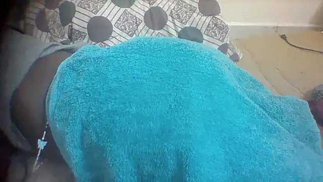 marociaMerl online show from November 25, 2025, 1:50 am