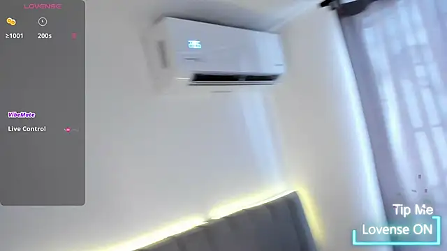 Snapshot of JARETHH chatting on November 15, 2025, 1:48 pm JARETHH online show from November 15, 2025, 1:48 pm