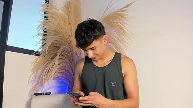 Snapshot of Thiago_Connor21 chatting on November 3, 2025, 6:55 pm Thiago Connor21 online show from November 3, 2025, 6:55 pm