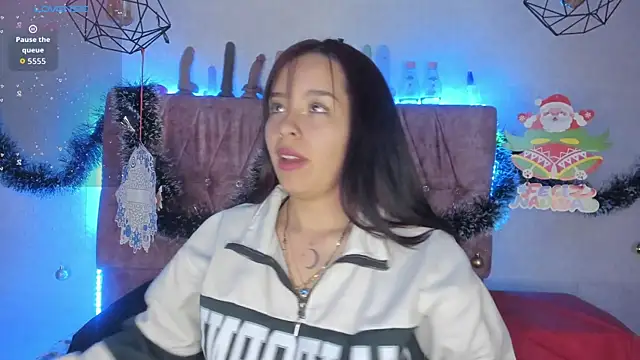 Snapshot of Mia_lopez_1 chatting on December 2, 2025, 11:34 am Mia lopez 1 online show from December 2, 2025, 11:34 am