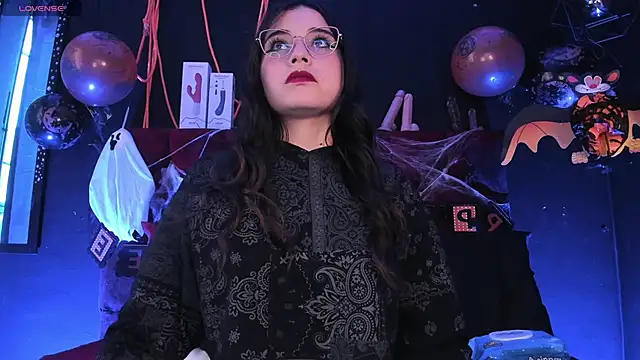 Snapshot of Cony_l chatting on October 24, 2025, 12:15 pm Cony l online show from October 24, 2025, 12:15 pm