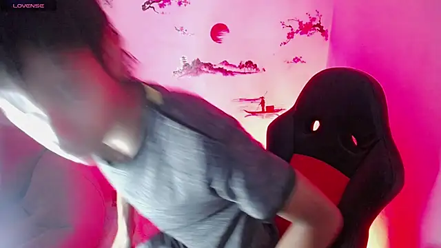 Snapshot of Im_david02 chatting on October 22, 2025, 1:43 pm Im david02 online show from October 22, 2025, 1:43 pm