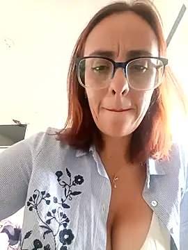 Jade 1-9 online show from November 25, 2025, 7:14 pm