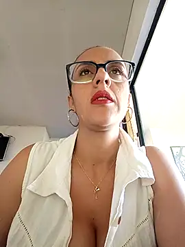 Snapshot of Jade_1-9 chatting on December 14, 2025, 1:28 pm Jade 1-9 online show from December 14, 2025, 1:28 pm